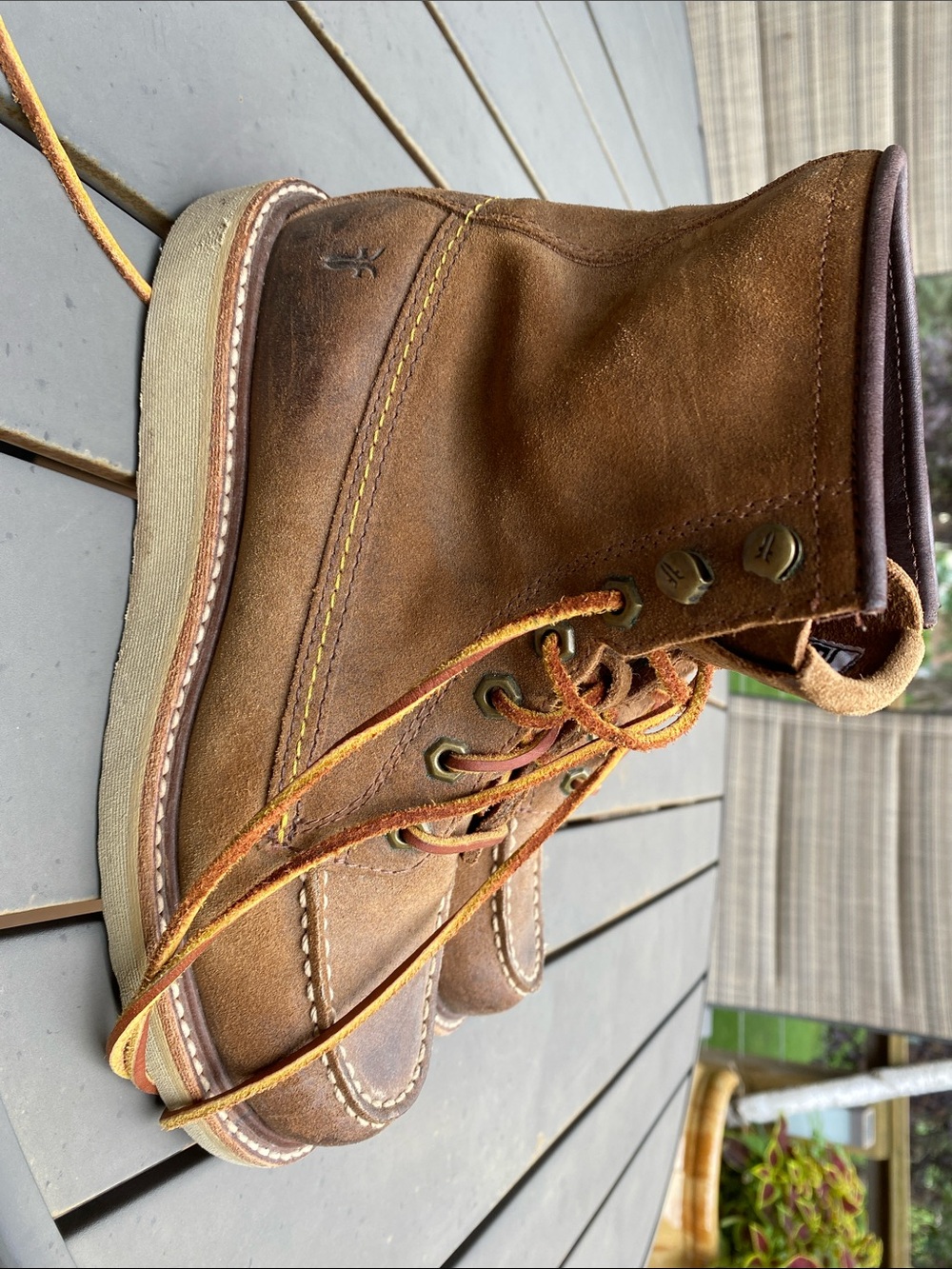 Frye women’s Tan Dakota Suede Moc Toe Lace-Up Boots. - Picture 8 of 13